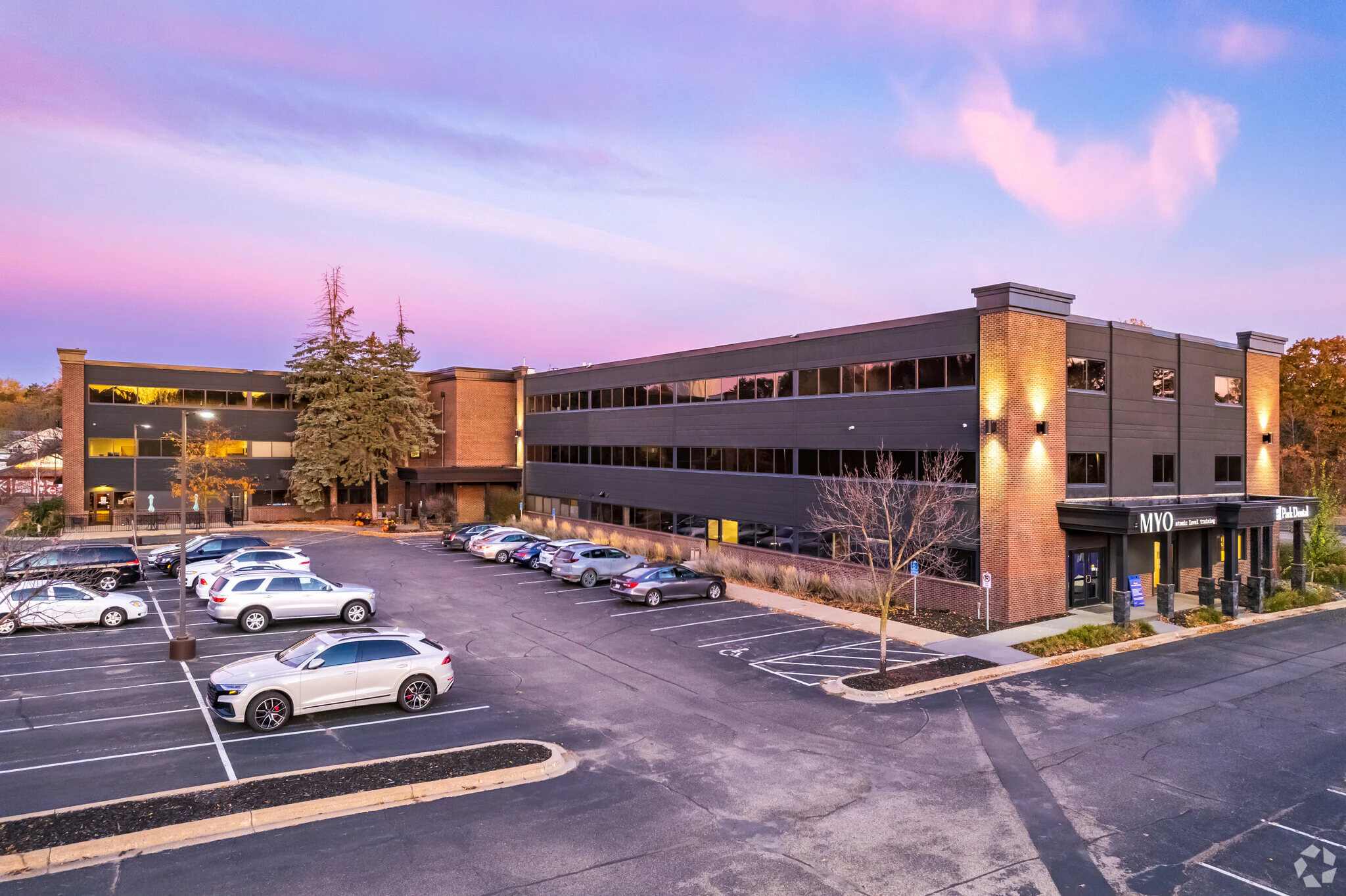 14525-Hwy-7-Minnetonka-MN-Building-Photo-5-LargeHighDefinition