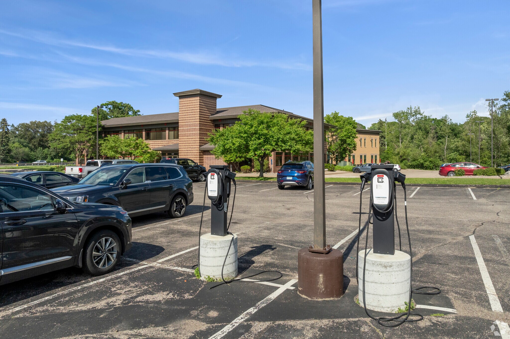14525-Hwy-7-Minnetonka-MN-Building-Photo-63-LargeHighDefinition
