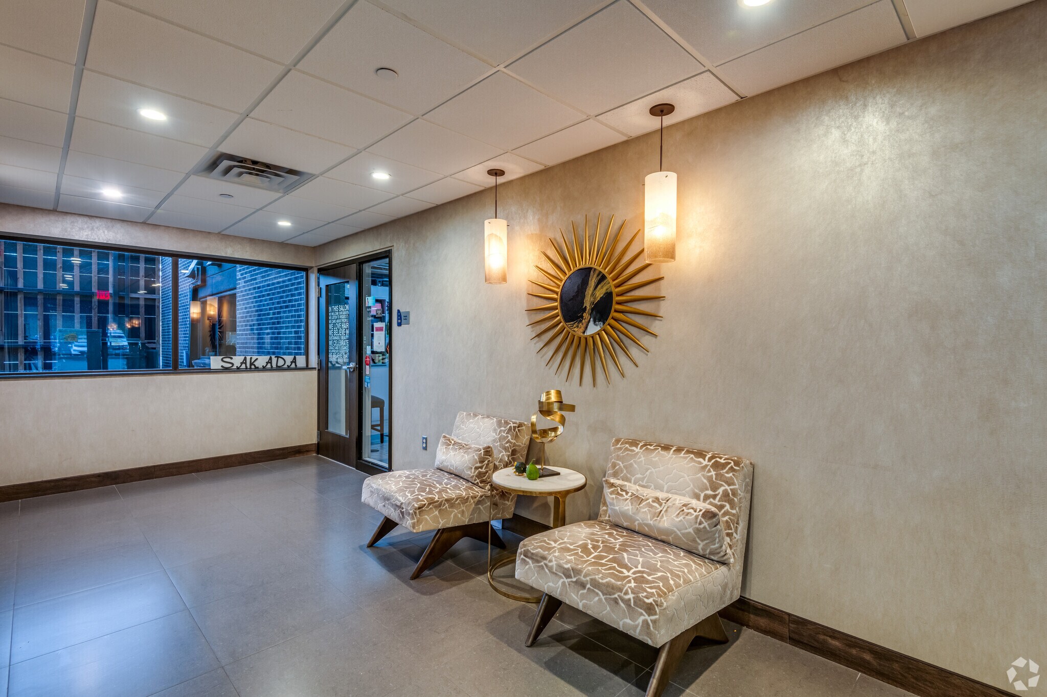 14525-Hwy-7-Minnetonka-MN-Interior-Photo-11-LargeHighDefinition