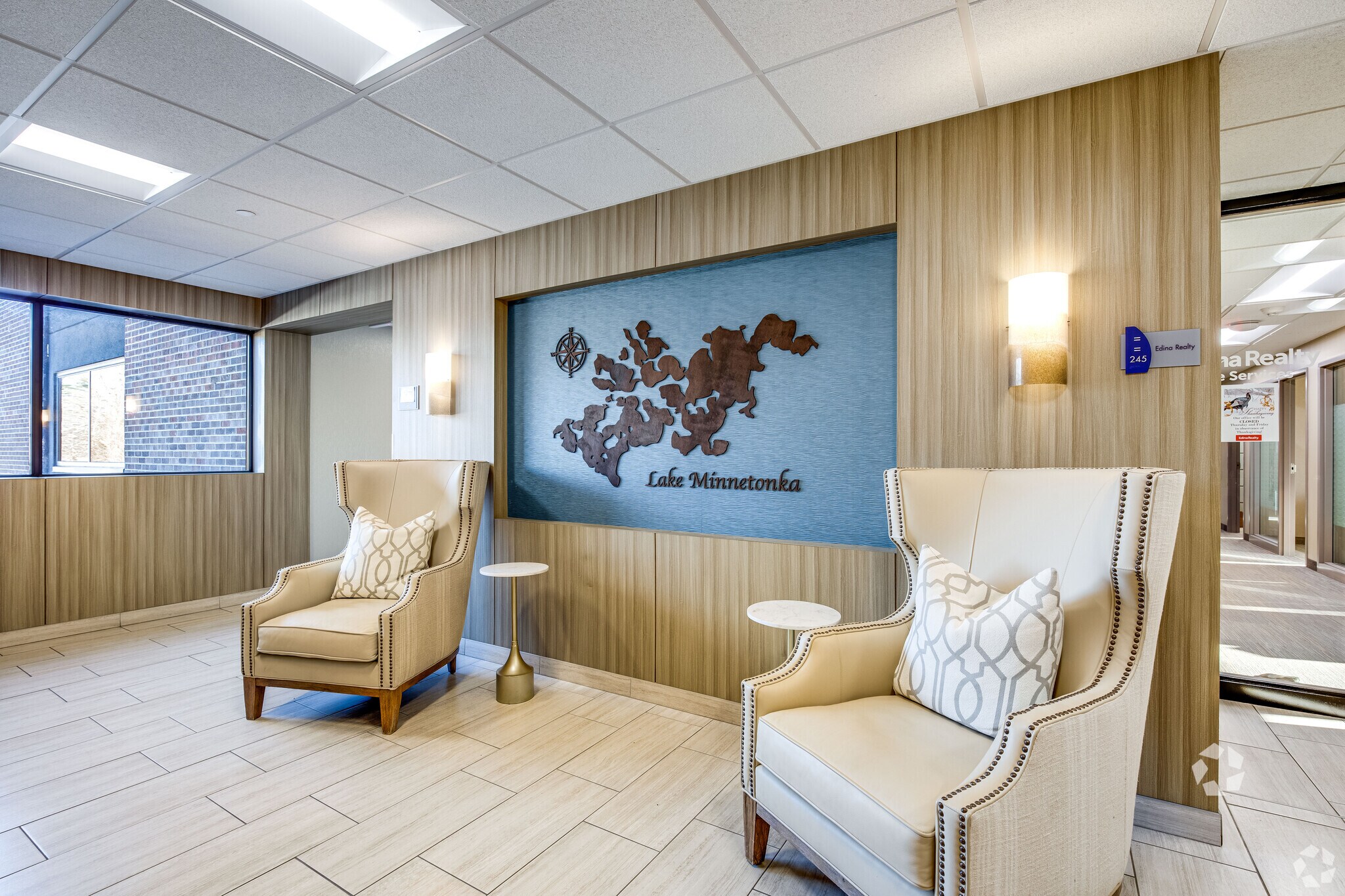 14525-Hwy-7-Minnetonka-MN-Interior-Photo-14-LargeHighDefinition