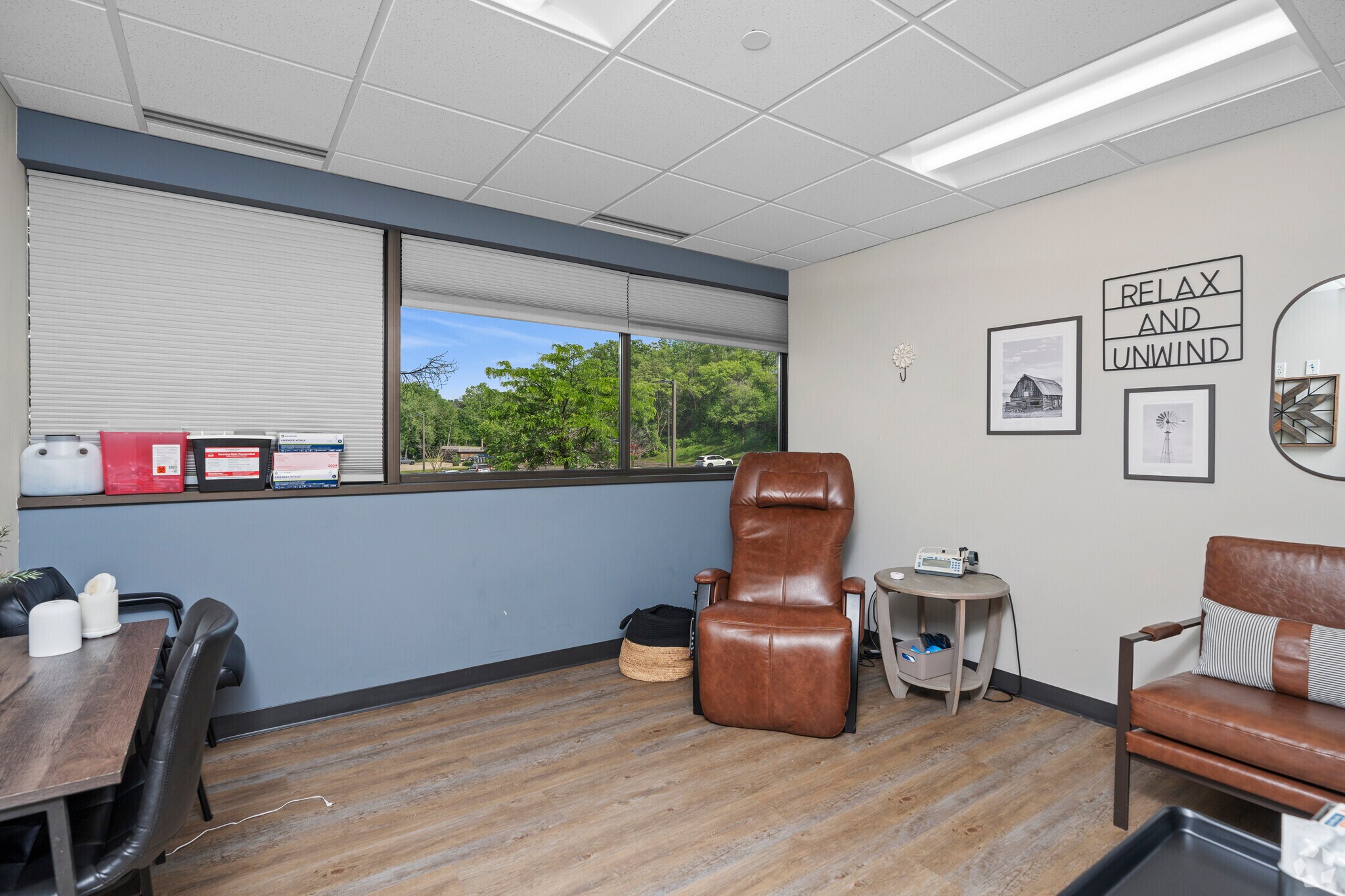 14525-Hwy-7-Minnetonka-MN-Interior-Photo-61-LargeHighDefinition